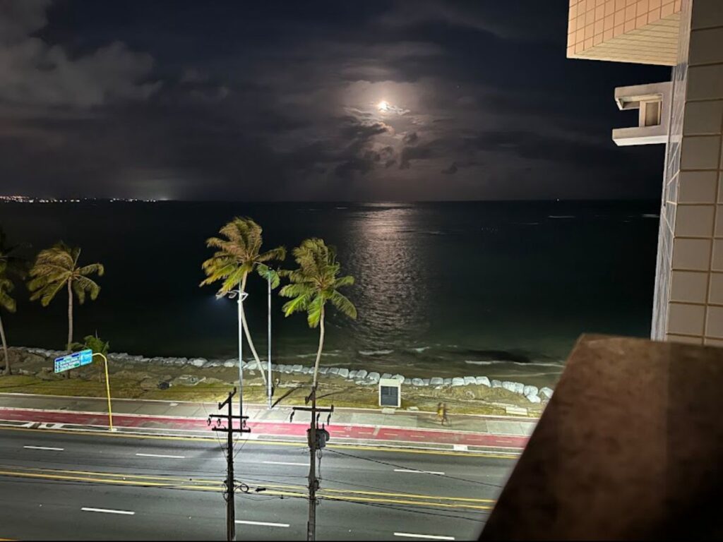 Edifício Patmos Apartamento com Vista da Praia de Ponta Verde — imagem 3