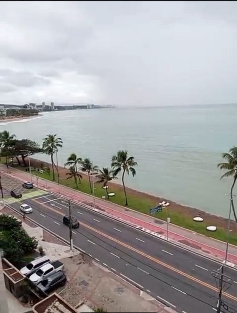 Edifício Patmos Apartamento com Vista da Praia de Ponta Verde — imagem 21