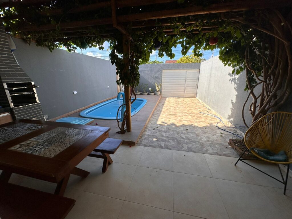 Luar do Francês Casa Mobiliada com Piscina — imagem 14