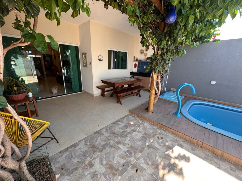 Luar do Francês Casa Mobiliada com Piscina — imagem 17