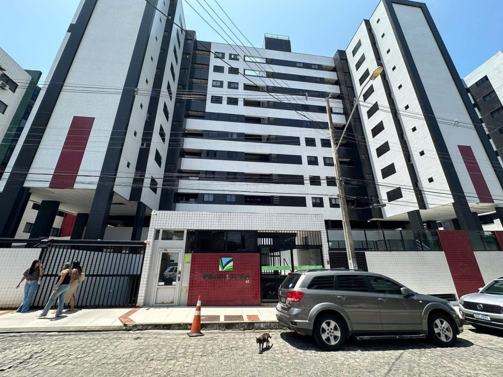 Apartamento à venda no Farol Maceió